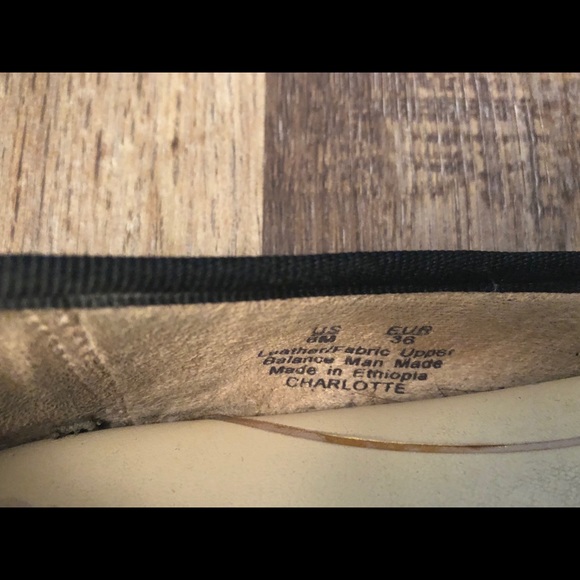 Black Ballet Flats - Picture 3 of 4